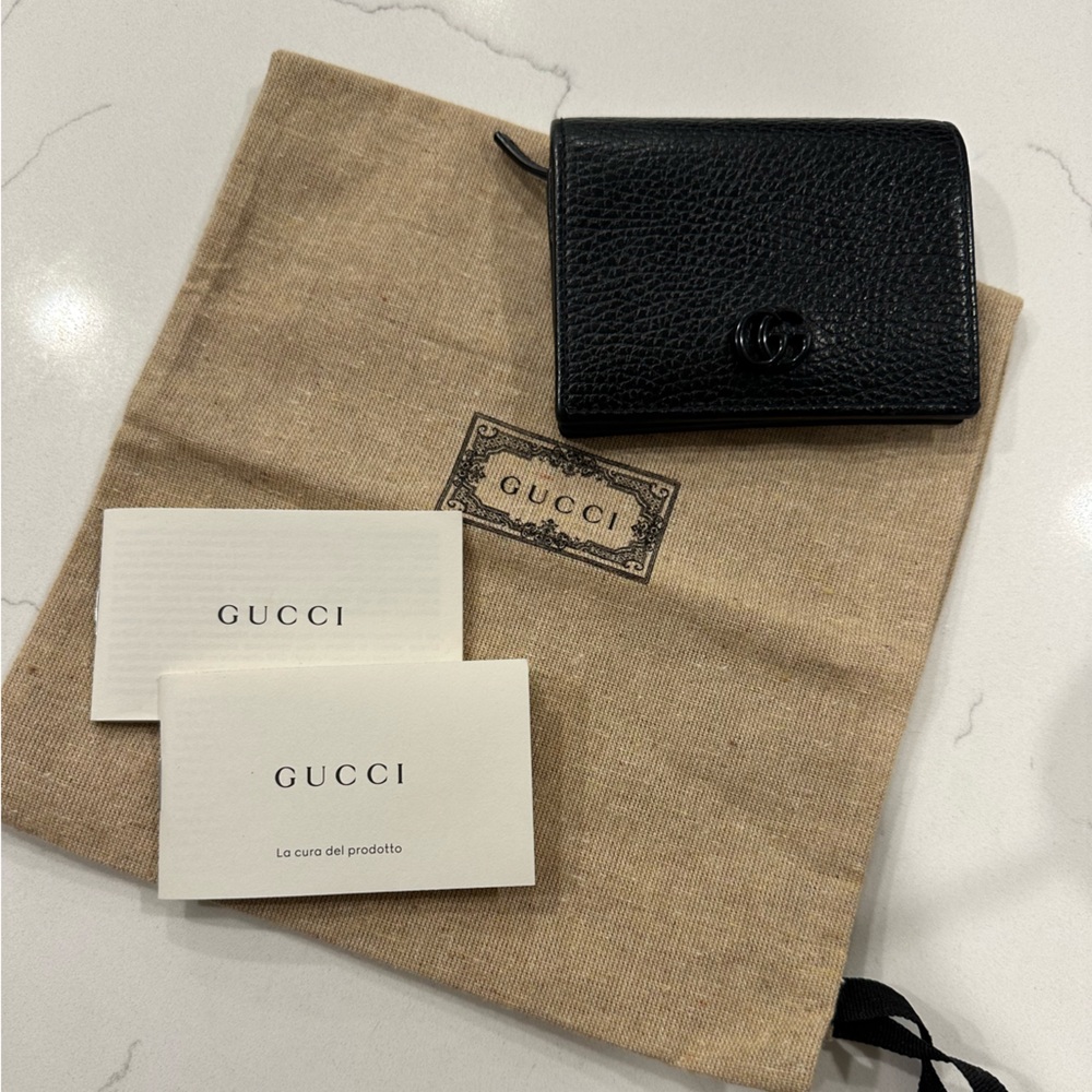 Gucci Unisex Bifold Wallet